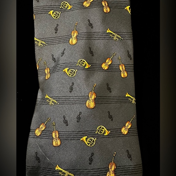 Beaufort Tie Rack Grey Musical Instruments Silk Tie - Picture 2 of 5